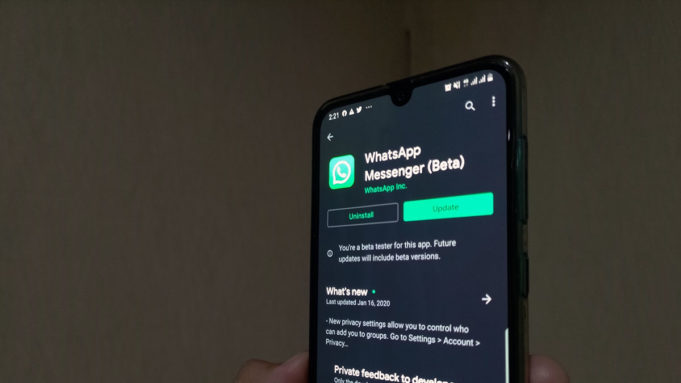 Facebook Dikabarkan Tak Jadi Menjual Iklan di WhatsApp