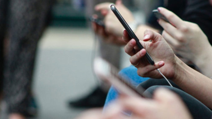 100 Miliar Pesan WhatsApp Terkirim Selama Tahun Baru