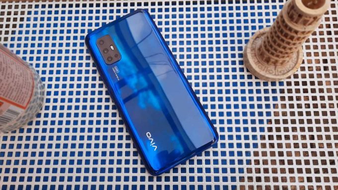 Review vivo V19 : Ciamik Buat Night Selfie
