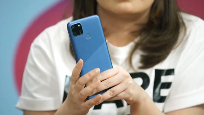 realme C12 Hari Ini Tersedia dengan Harga Rp 1.749.000