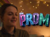 Review “The Prom” : Glorifikasi Kontroversi Sebuah Hubungan