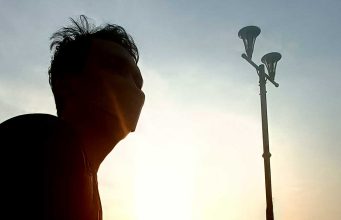 5 Tips Foto OPPO Reno7 : Berkreasi dengan Backlight