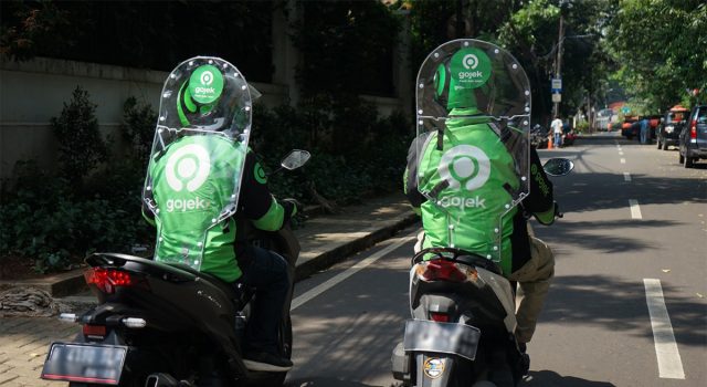 Menimbang Dampak Pemangkasan Biaya Aplikasi Ojek Online