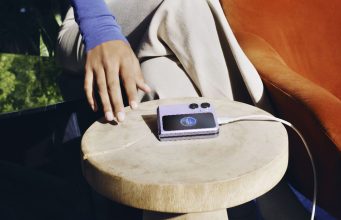 Baterai Anti Boros Bikin Eksekutif Muda Bekasi Beralih Ke OPPO Find N2 Flip