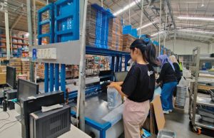 Blibli Adopsi Teknologi AI untuk Sistem Pergudangan