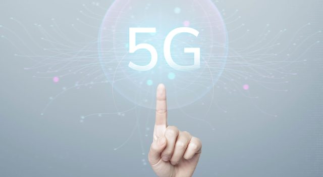 Cara Private 5G Membuka Potensi AI Industri