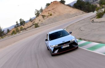 Melintas di Sirkuit Barcelona, Hyundai IONIQ 5 N Buktikan Punya Performa Tinggi