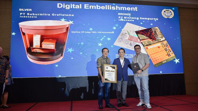 Bintang Sempurna Raih 3 Penghargaan Asian Print Awards 2024 Penghargaan Asian Print Awards 2024 oleh PT Bintang Sempurna