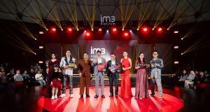 M3 Platinum: Layanan Pascabayar Premium dengan Teknologi AI