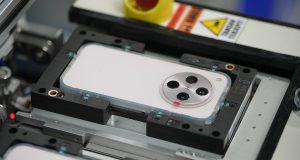 Teknologi produksi OPPO Find X8 Series di pabrik OPPO Indonesia