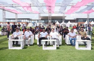 OPPO RUN 2024 sukses digelar di Bali dengan lebih dari 5.000 peserta dari 23 negara. Acara ini meriah dengan peluncuran OPPO Find X8 Series dan donasi untuk disabilitas