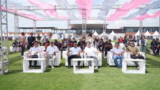 OPPO-RUN-2024-Venue OPPO RUN 2024 sukses digelar di Bali dengan lebih dari 5.000 peserta dari 23 negara. Acara ini meriah dengan peluncuran OPPO Find X8 Series dan donasi untuk disabilitas