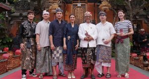 OPPO Find X8 Re\kam detil keindahan Bali
