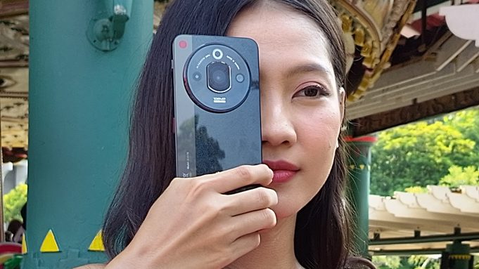 Kamera Nubia Focus Pro 5G