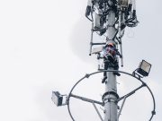 Smartfren Tingkatkan Kapasitas Jaringan untuk Natal 2024 dan Tahun Baru 2025