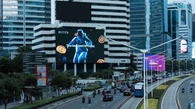 Berdasarkan data Badan Pengawas Berjangka Perdagangan Komoditi (Bappebti), total transaksi crypto di Indonesia periode Januari hingga Oktober 2024 mencapai Rp475,13 triliun