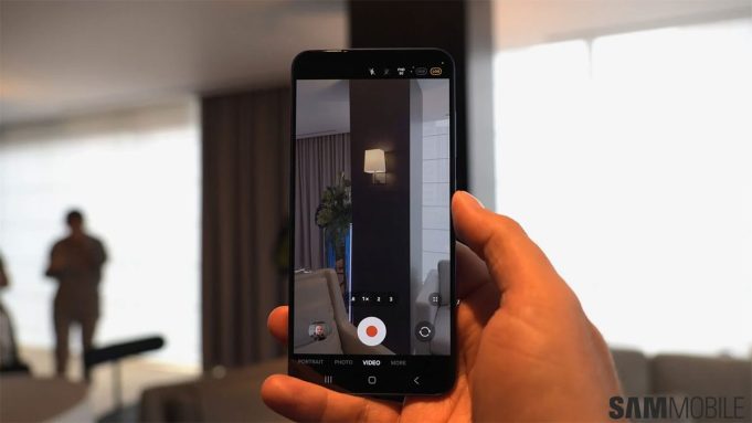 Samsung menghadirkan fitur perekaman video Log pada Galaxy S25 series