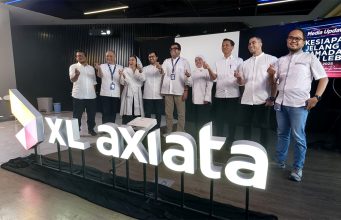 XL Axiata meningkatkan jaringan dan promo Ramadan 2025 untuk konektivitas tanpa hambatan.