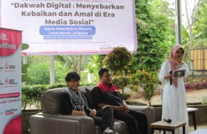 Promo Smartfren Ramadan 2025 dengan diskon kuota hingga 50%.