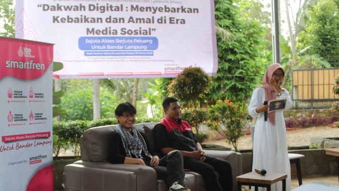 Promo Smartfren Ramadan 2025 dengan diskon kuota hingga 50%.