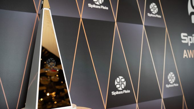 Penghargaan Advertiser of the Year 2025 diberikan kepada Samsung Electronics di Spikes Asia.