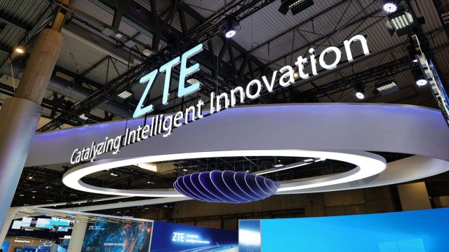 ZTE-di-MWC-2025-(1) ZTE memperkenalkan inovasi AI di MWC 2025