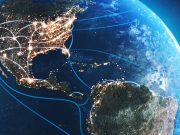 pusat data modern dengan jaringan AI canggih