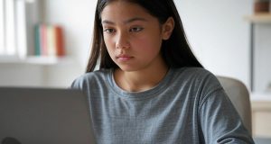 eamanan digital bagi remaja dalam ekosistem Meta