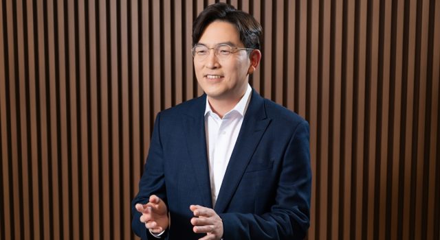 Quantum Dot di Samsung QLED: Inovasi yang Mendapatkan Pengakuan Nobel Sanghyun Sohn - Head of Advanced DisplayLab