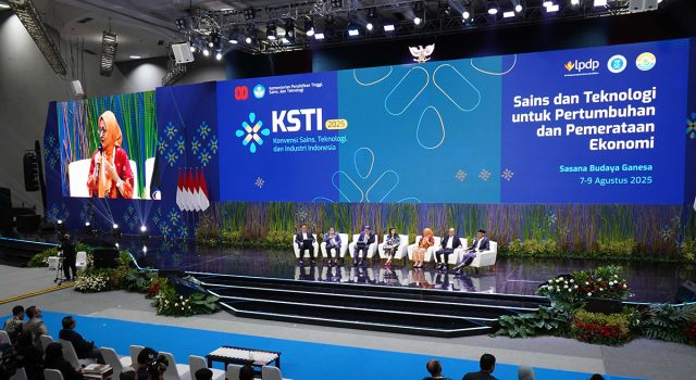Telkomsel Tampilkan 6 Solusi AI Terkini di KSTI 2025, Dorong Akselerasi Indonesia Menuju Visi Emas 2045