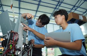 Semifinalis Samsung Solve for Tomorrow 2025 Angkat Isu Sport, Tech, dan Lingkungan