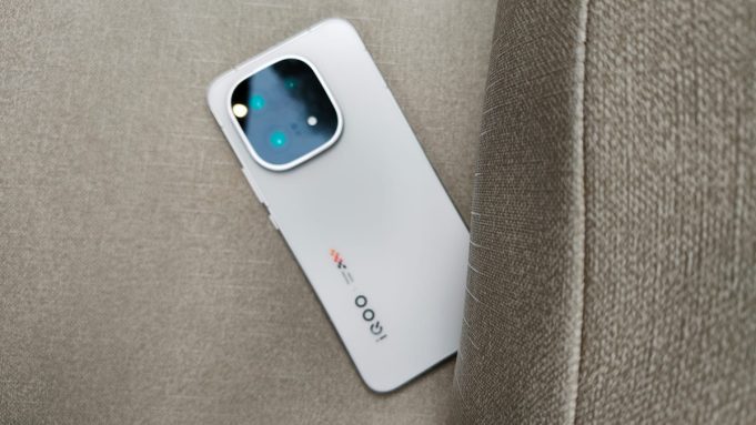 iQOO Hadirkan Lini Produk Lengkap Sepanjang 2025, Siap Jadi Trendsetter Smartphone Performa Tinggi di 2026