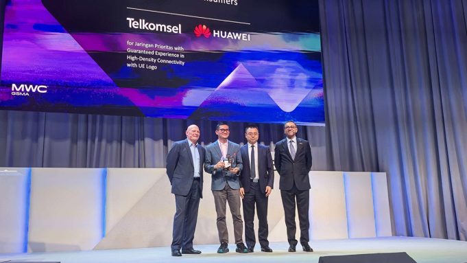 Telkomsel dan Huawei Raih GLOMO Awards 2026 di MWC Barcelona Berkat Inovasi Jaringan Prioritas