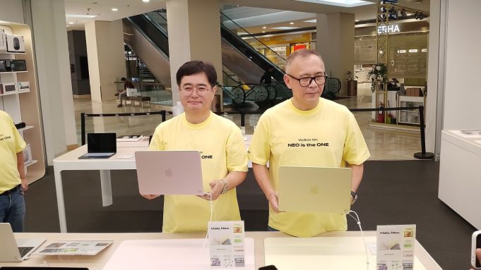 MacBook Neo Resmi Dijual di iBox, Harga Mulai 10 Jutaan