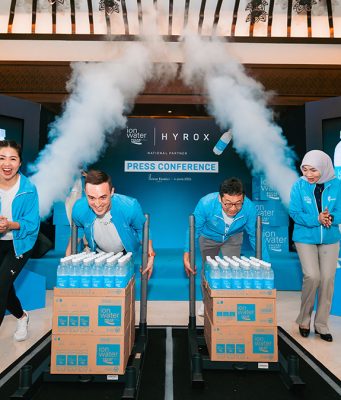 ION WATER Dukung AirAsia HYROX Jakarta 2026, Perkuat Ekosistem Fitness dan Sport Tourism Indonesia Peserta AirAsia HYROX Jakarta 2026 mengikuti kompetisi fitness race yang didukung ION WATER untuk memperkuat ekosistem kebugaran di Indonesia.