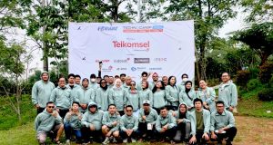 FORWAT Technocamp 2026 Perkuat Kolaborasi Jurnalis dan Industri Teknologi Indonesia Peserta FORWAT Technocamp 2026 berfoto bersama