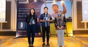 OMRON Luncurkan Nebulizer NE-U300, Alat Terapi Pernapasan Portabel untuk Anak dan Keluarga