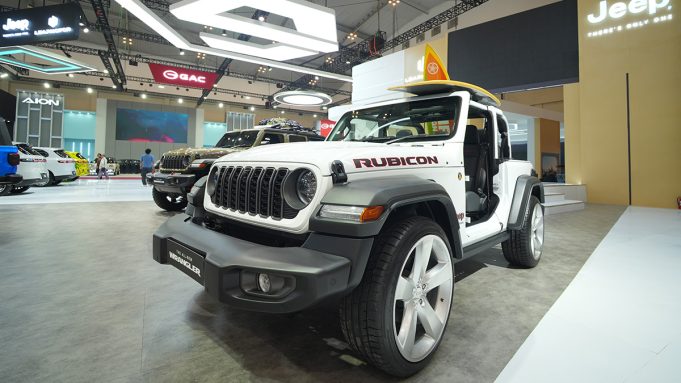 Jeep Rayakan 85 Tahun di GIIAS 2026, Siapkan Wrangler Edisi Khusus dan Program Kepemilikan Menarik