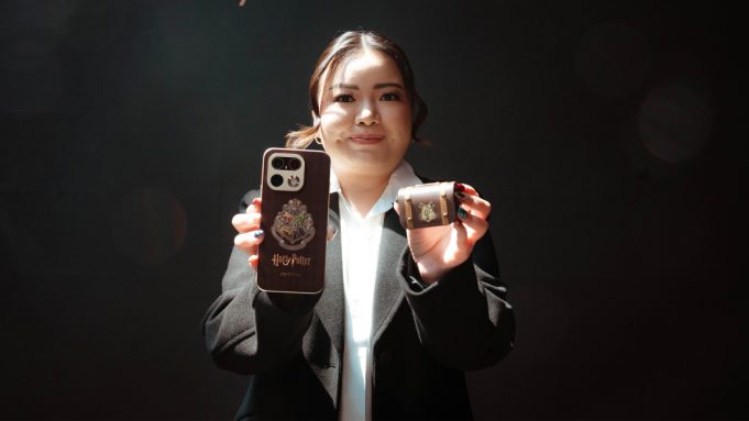 realme 16 Pro Harry Potter Edition Punya Teknologi yang Bisa Berubah Warna